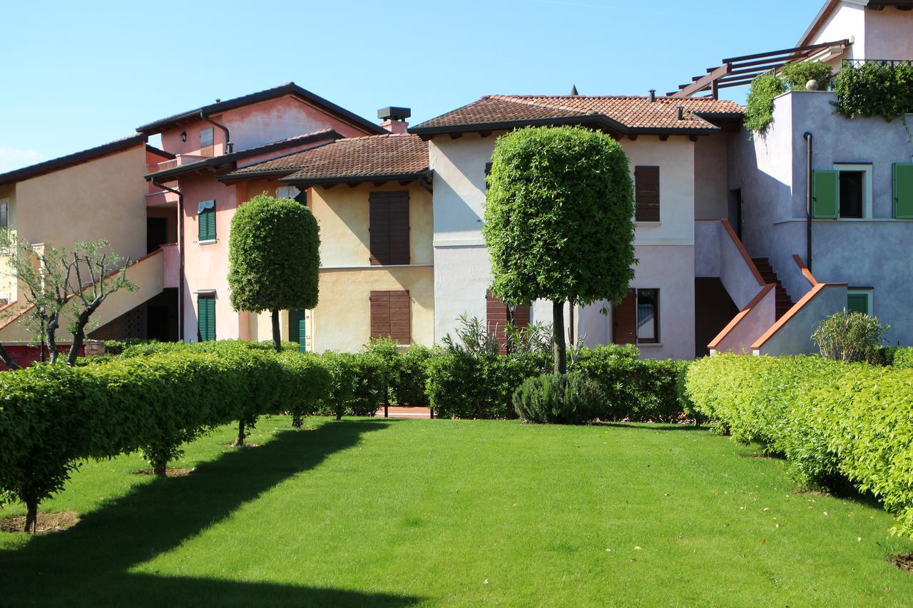Holidays Garda Village Peschiera del Garda
